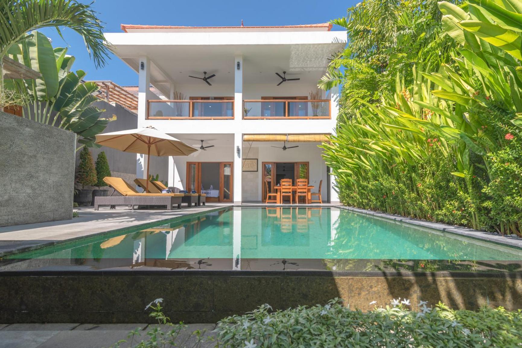 Villa Royal Singaraja Εξωτερικό φωτογραφία